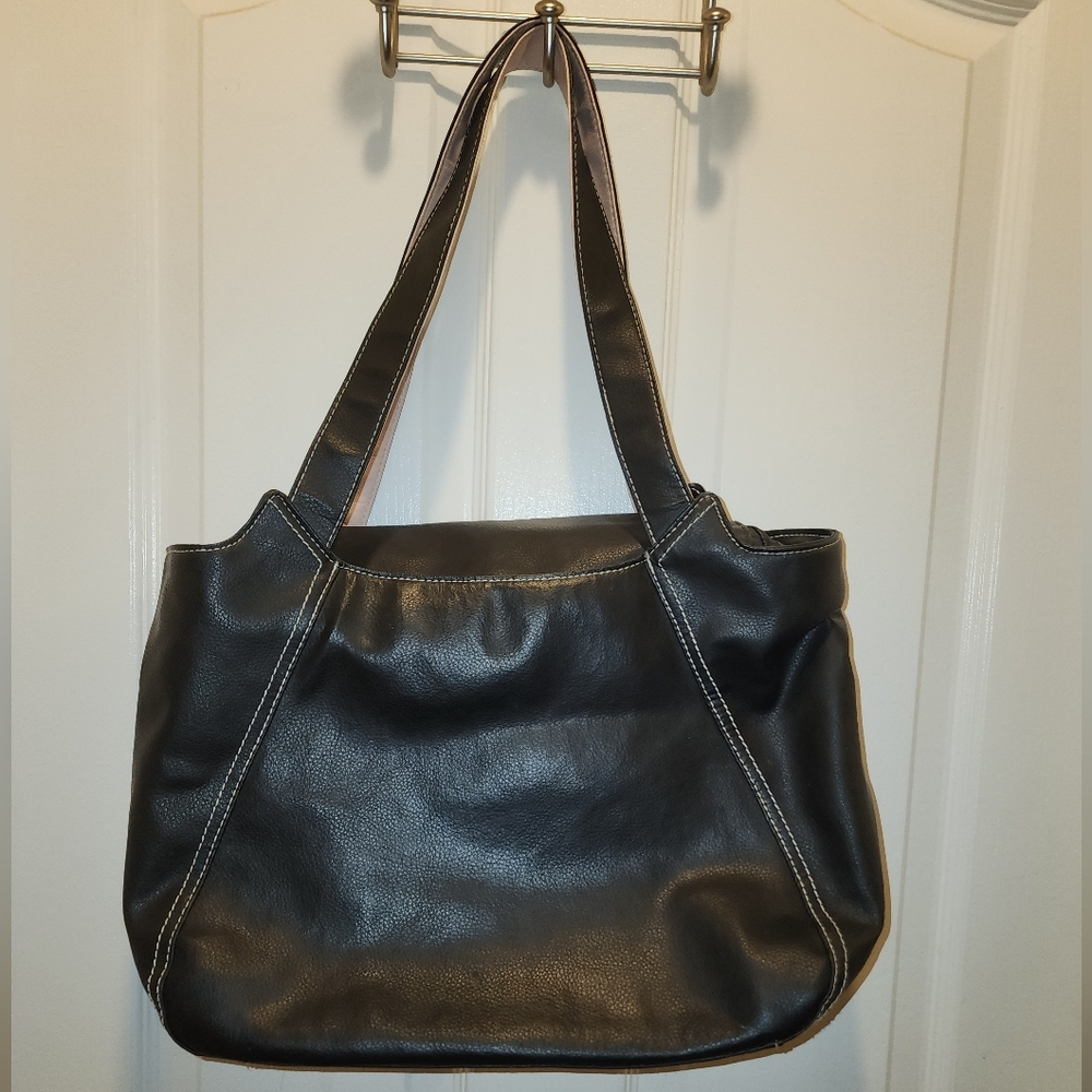 Mary Kay Black Faux Leather Tote Bag *P299.13